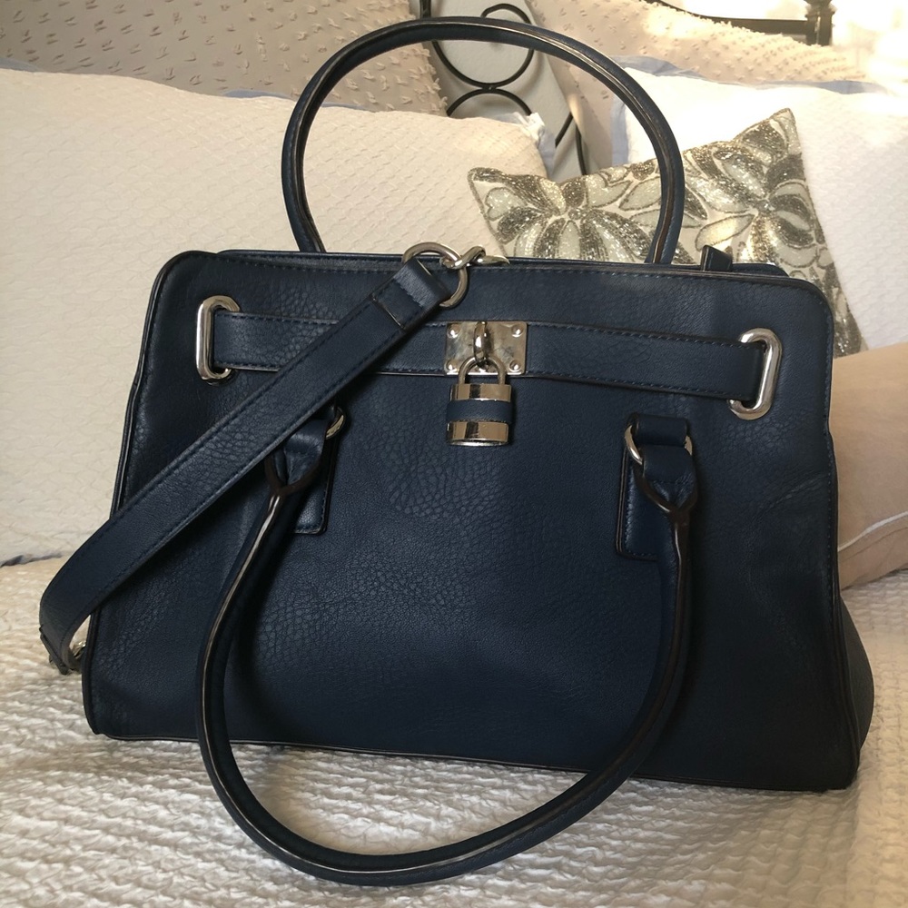 Travel  navy large purse (workbag)